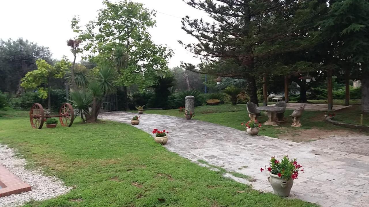 Arcobaleno Bed & Breakfast Campagna Exterior photo